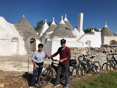 ebike Puglia - rental and guided tours in Valle d'Itria