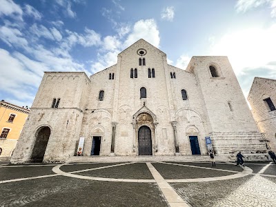 Basilica Pontificia San Nicola Bari
